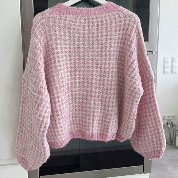 Fall Stylish Women's Plaid Printed V-Neck Button Long sleeved Cardigan - Picture 2 of 4